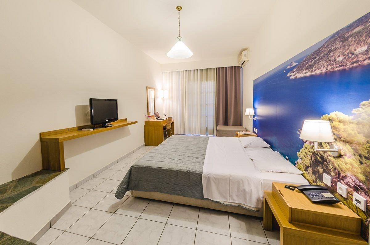 Hotel Nereides Patitírion Dış mekan fotoğraf